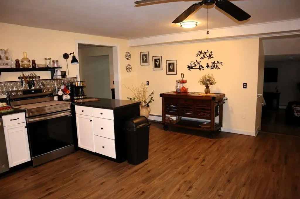 12 Woodside Lane Rochester NH 03867