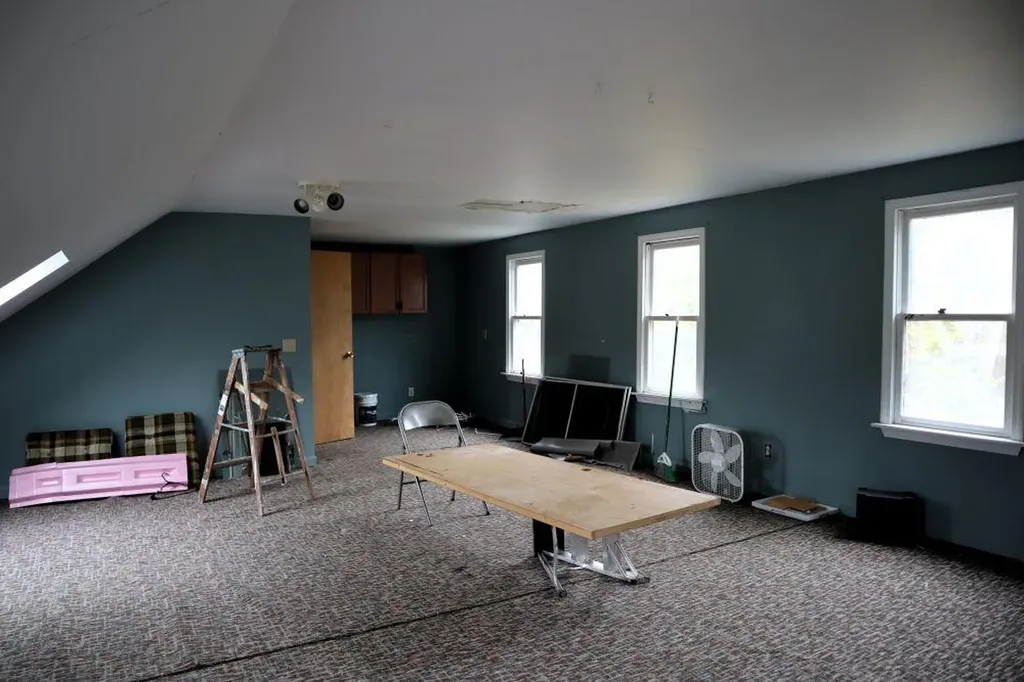 12 Woodside Lane Rochester NH 03867