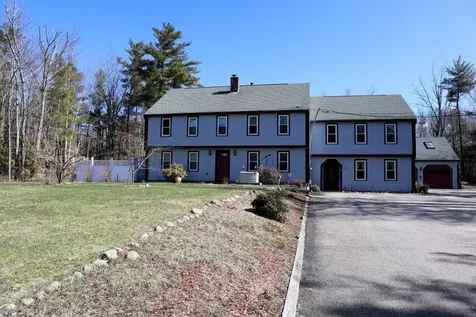12 Woodside Lane Rochester NH 03867