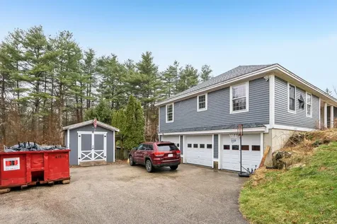 198 Main Street Sandown NH 03873