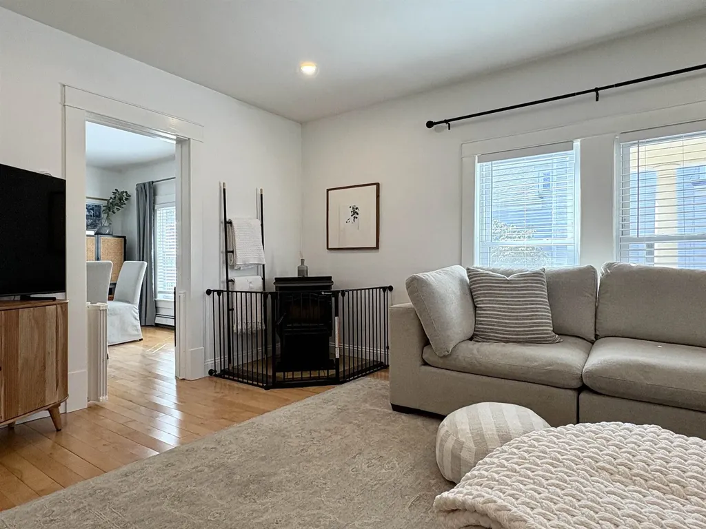 148 North Main Street Lebanon NH 03784