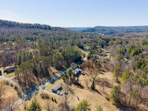 109 Trues Brook Road Lebanon NH 03784