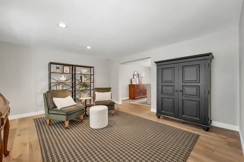 8 Veronica Drive Bedford NH 03110