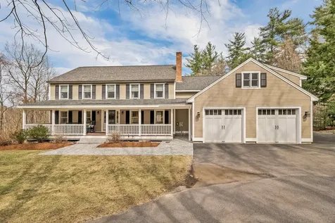 8 Veronica Drive Bedford NH 03110