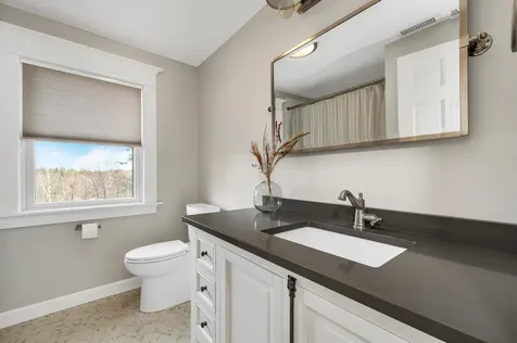 8 Veronica Drive Bedford NH 03110
