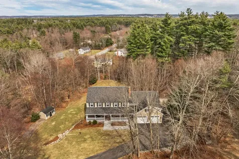 8 Veronica Drive Bedford NH 03110