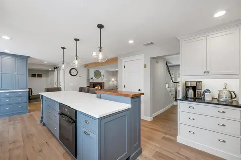 8 Veronica Drive Bedford NH 03110