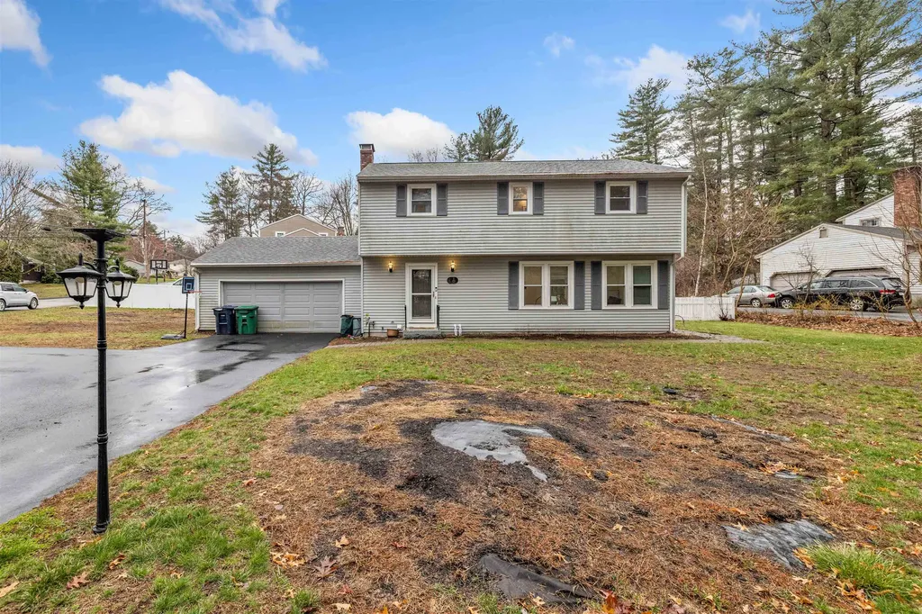 2 Monica Drive Nashua NH 03062