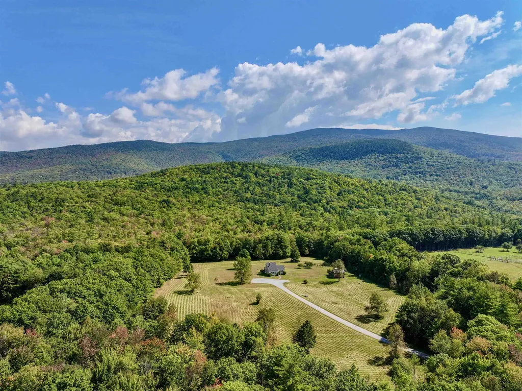 50 Libbey Road Wentworth NH 03282