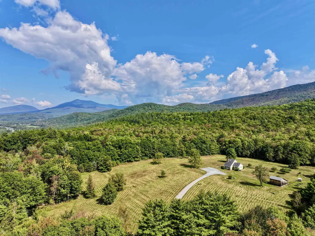 50 Libbey Road Wentworth NH 03282