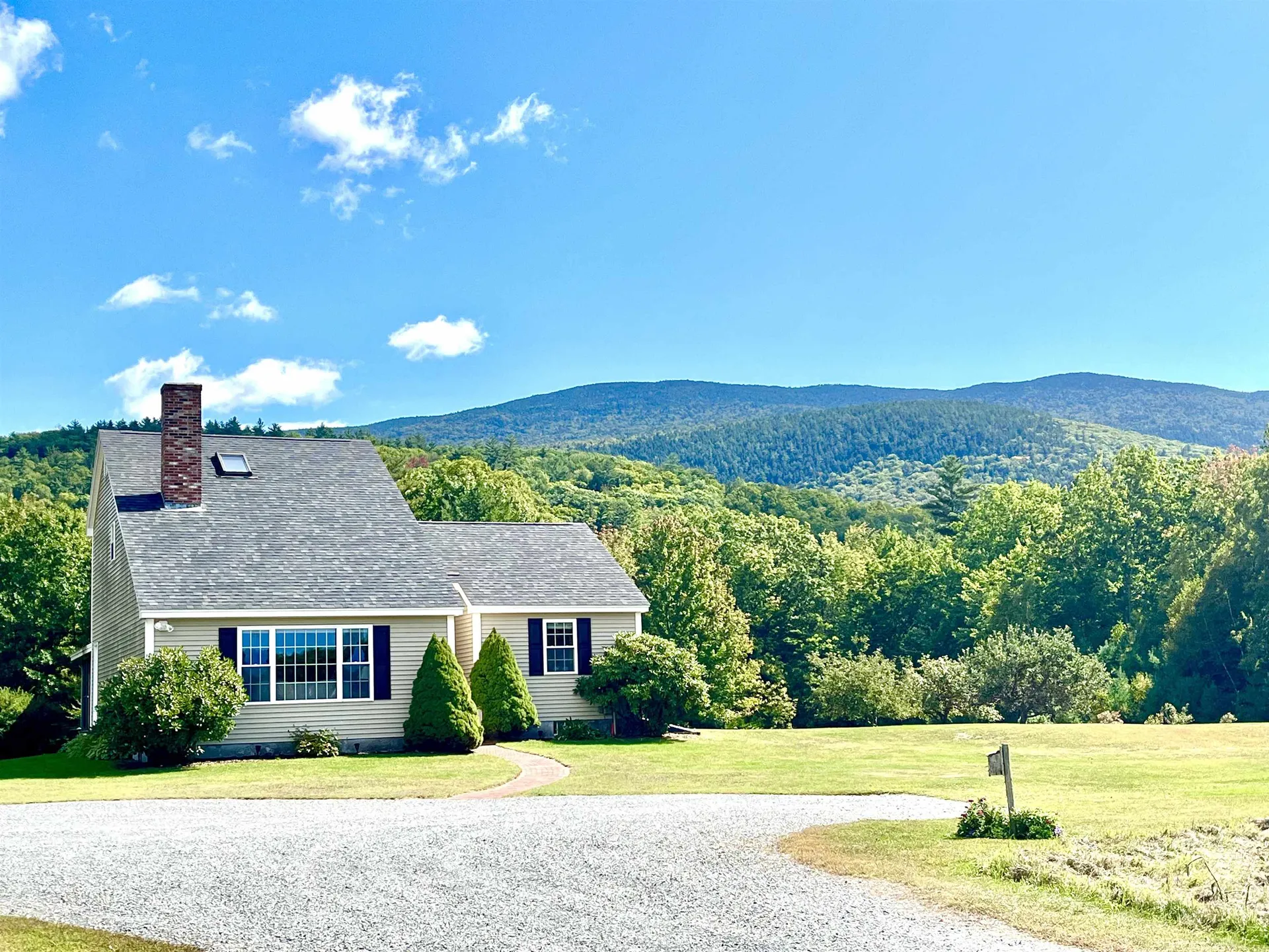 50 Libbey Road Wentworth NH 03282