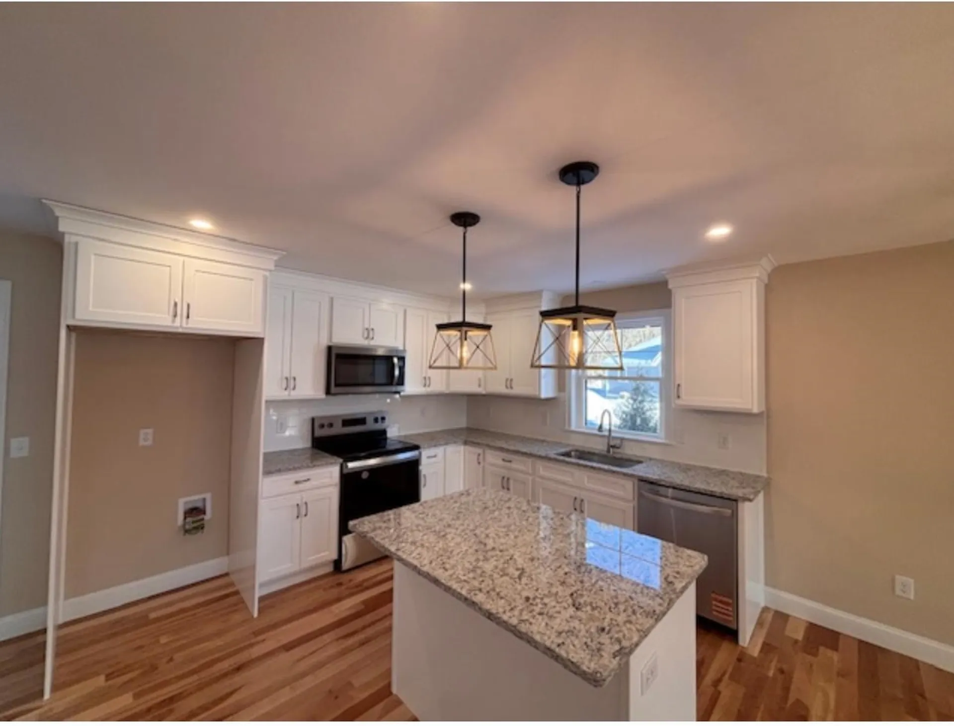 8 Taylor Circle Brentwood NH 03833