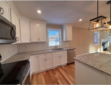 8 Taylor Circle Brentwood NH 03833