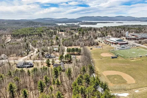 21 Brewster Heights Wolfeboro NH 03894
