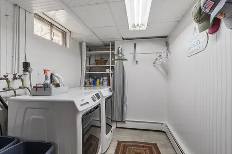 9 Robin Road Derry NH 03038