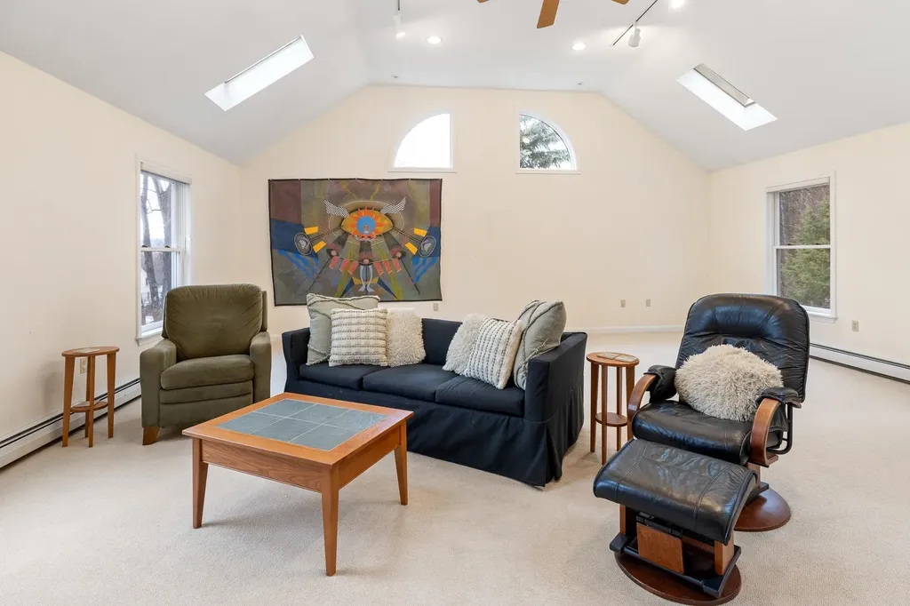 3 Crowley Terrace Hanover NH 03755