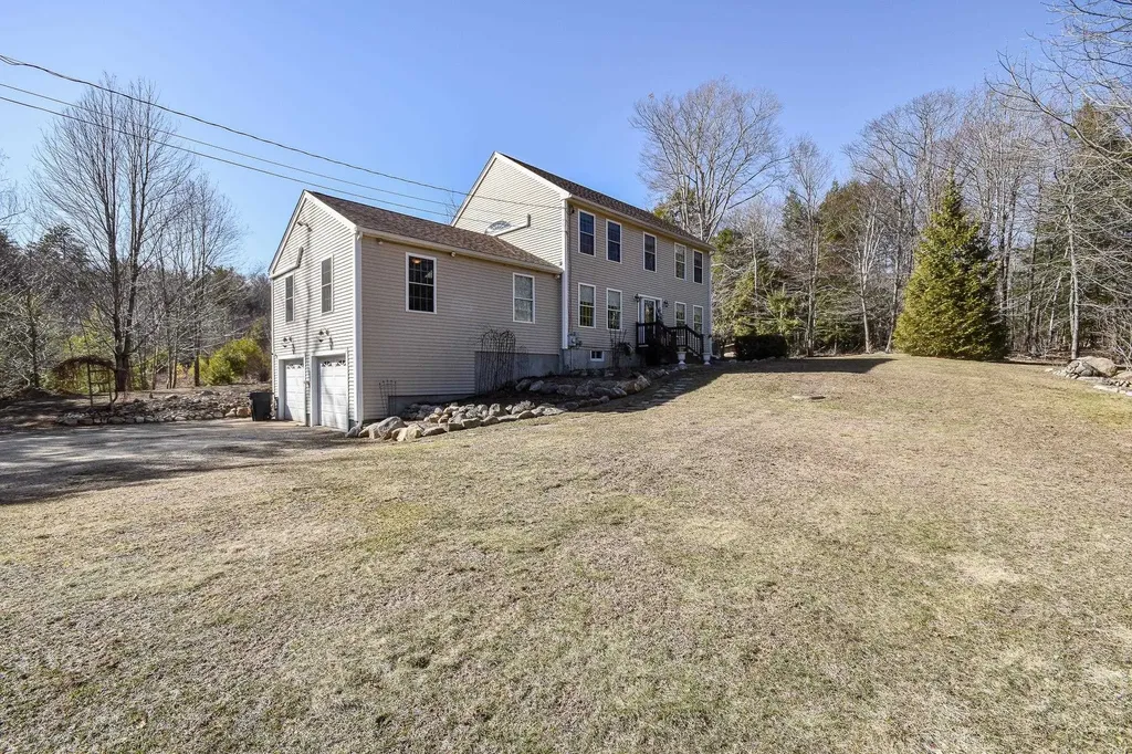 185 Pheasant Drive Middleton NH 03887-6310