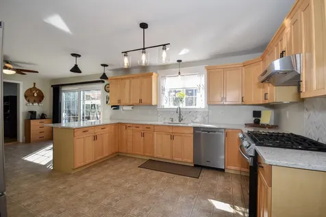 185 Pheasant Drive Middleton NH 03887-6310