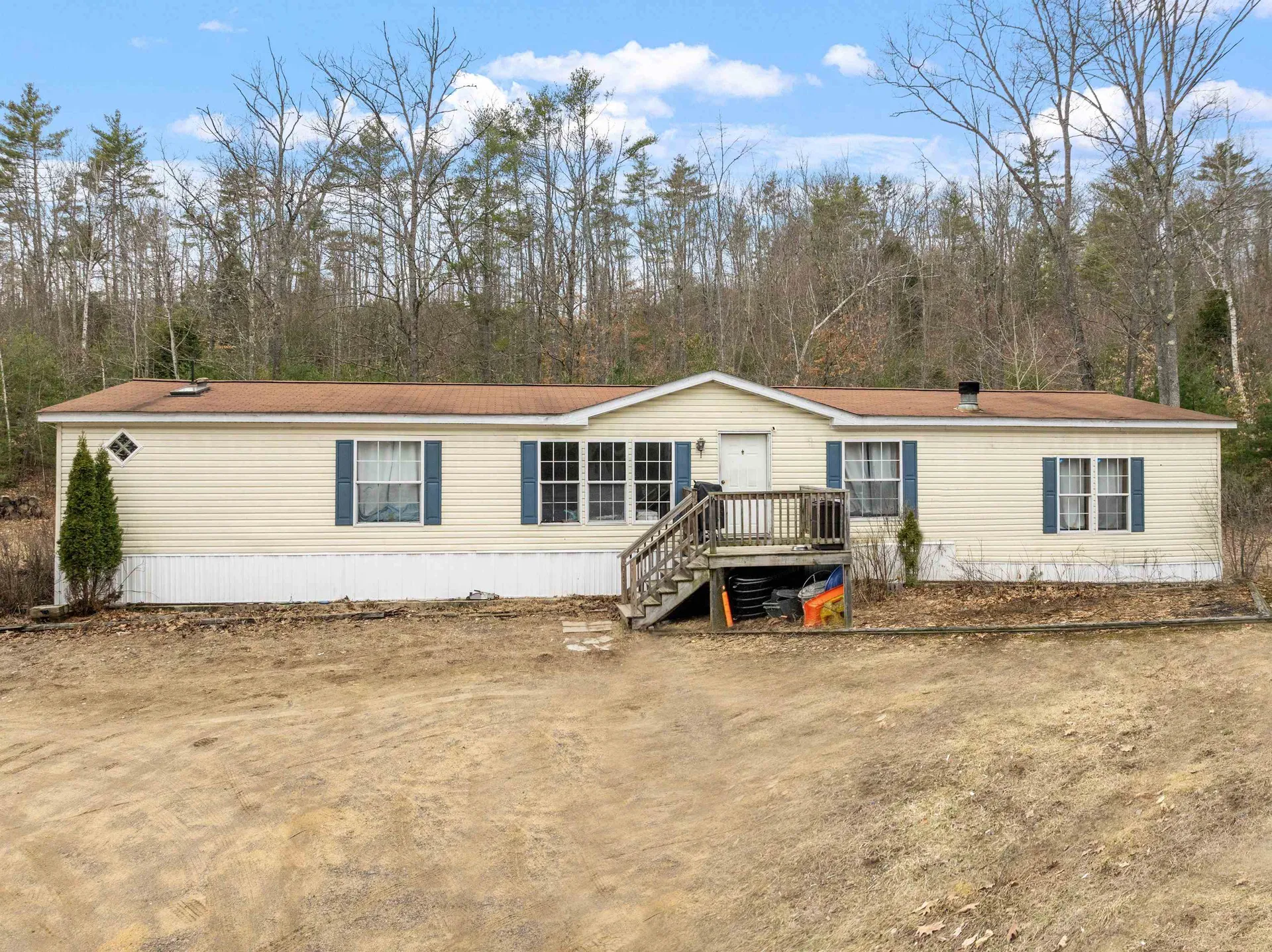 385 Sandogardy Pond Road Northfield NH 03276