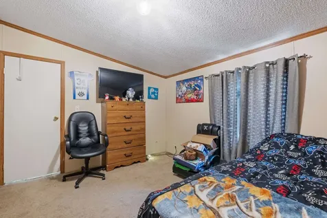 385 Sandogardy Pond Road Northfield NH 03276
