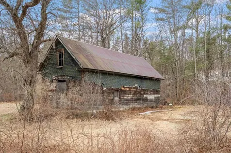 385 Sandogardy Pond Road Northfield NH 03276