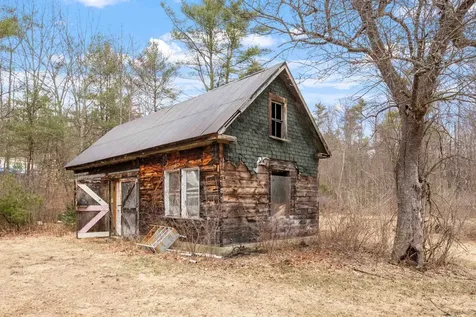 385 Sandogardy Pond Road Northfield NH 03276