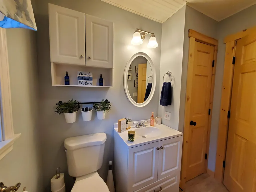 90 Lapan Circle Enfield NH 03748