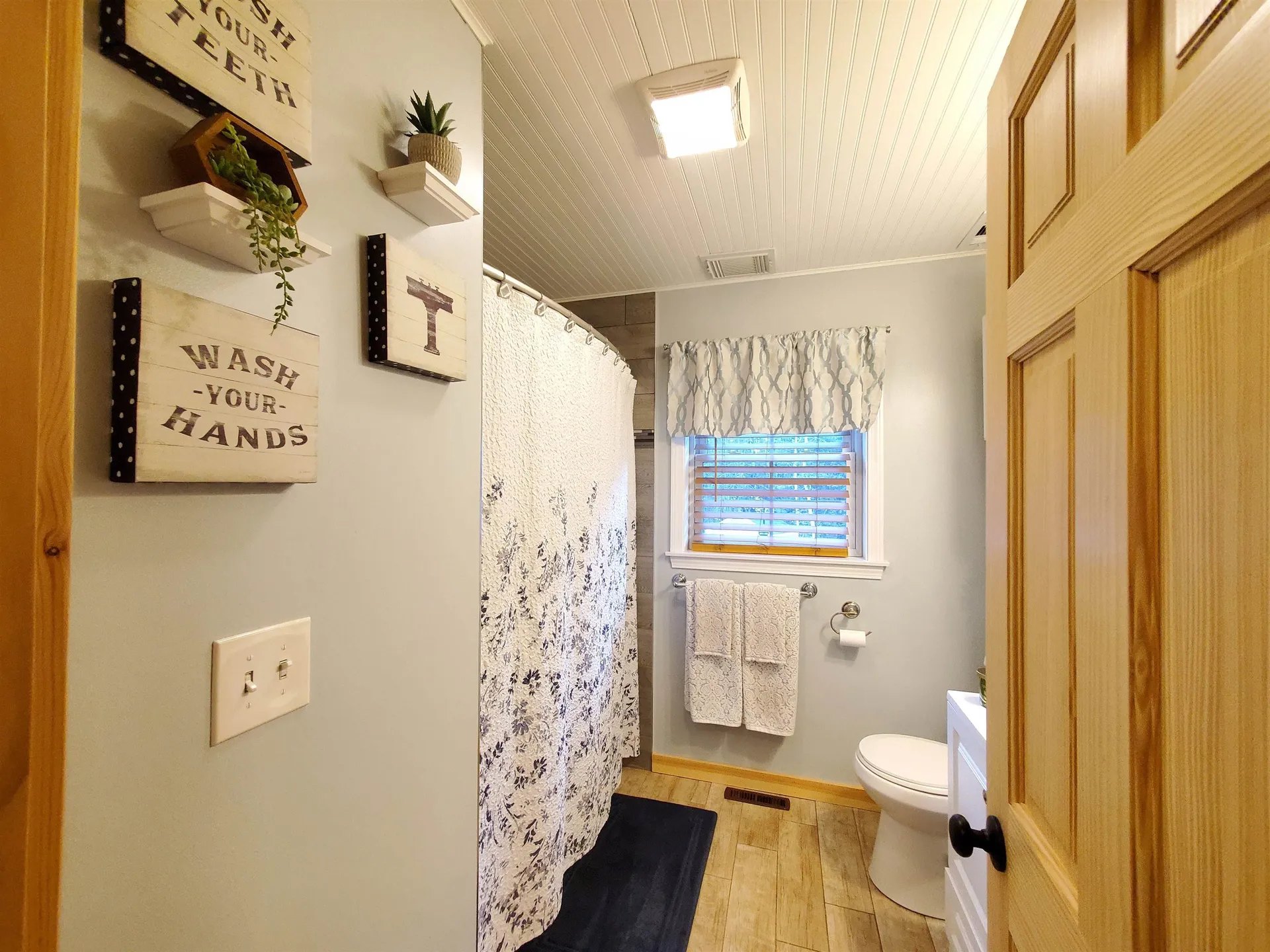 90 Lapan Circle Enfield NH 03748