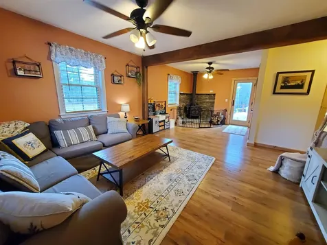 90 Lapan Circle Enfield NH 03748