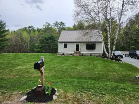 90 Lapan Circle Enfield NH 03748