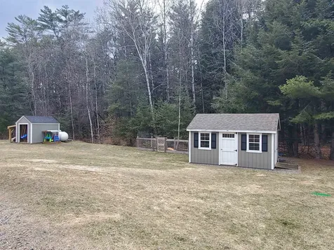 90 Lapan Circle Enfield NH 03748