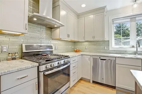 10 Osprey Lane Newmarket NH 03857