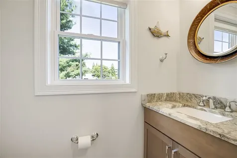 10 Osprey Lane Newmarket NH 03857