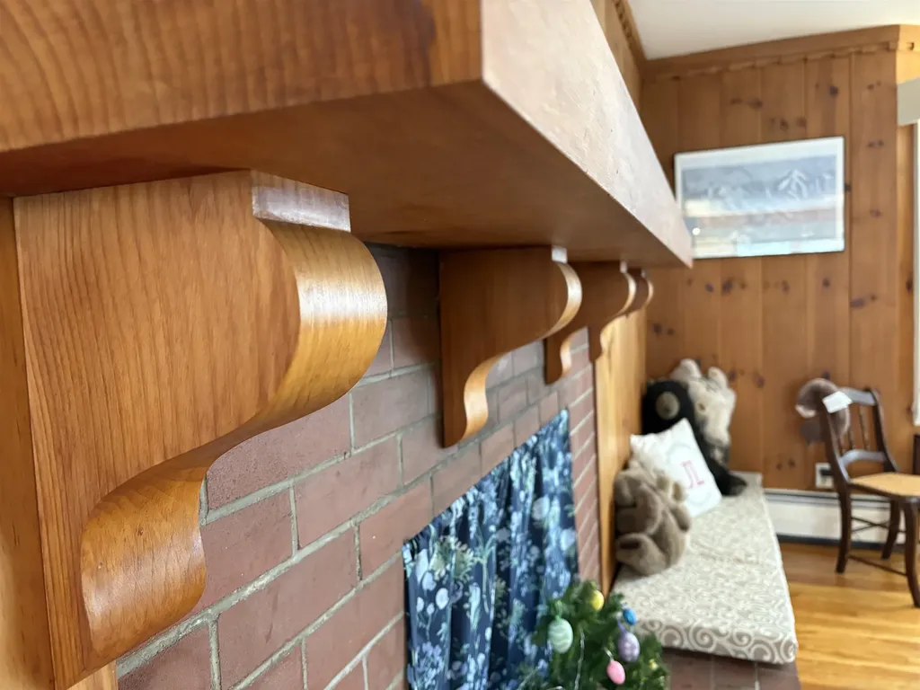 65 Skyline Drive Lyndon VT 05851