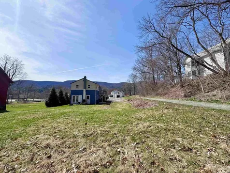 20 Oak Hill School Road Pownal VT 05261