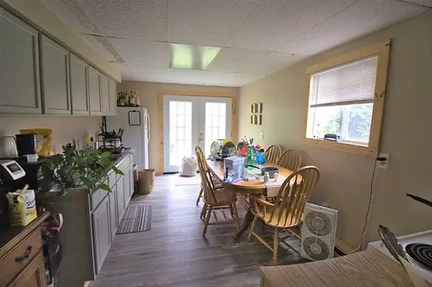 20 Oak Hill School Road Pownal VT 05261