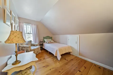 266 South Road Fremont NH 03044