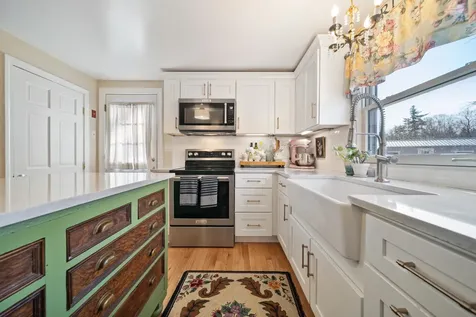 266 South Road Fremont NH 03044