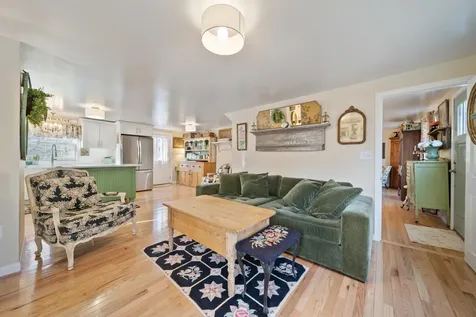 266 South Road Fremont NH 03044