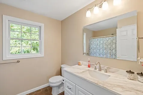 5 Gaviat Road Northwood NH 03261