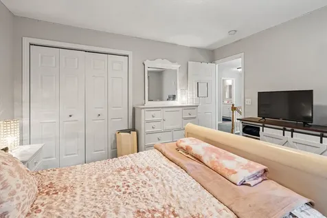 5 Gaviat Road Northwood NH 03261