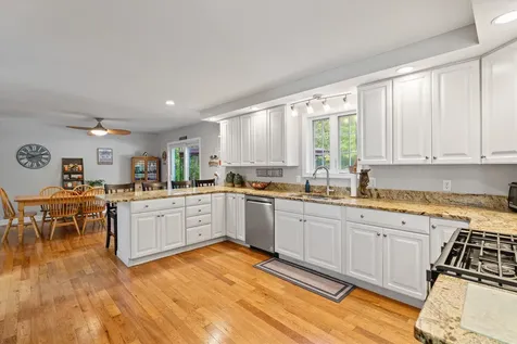 5 Gaviat Road Northwood NH 03261