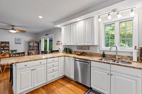 5 Gaviat Road Northwood NH 03261