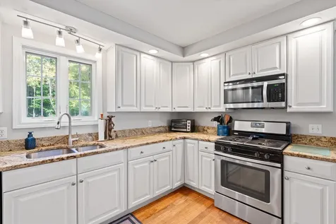 5 Gaviat Road Northwood NH 03261