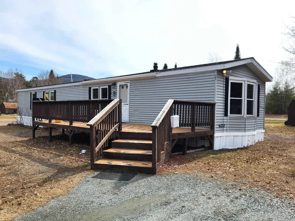 22 Pioneer Road Bath NH 03740