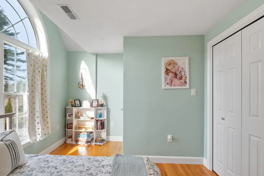 7 Hancock Road Windham NH 03087