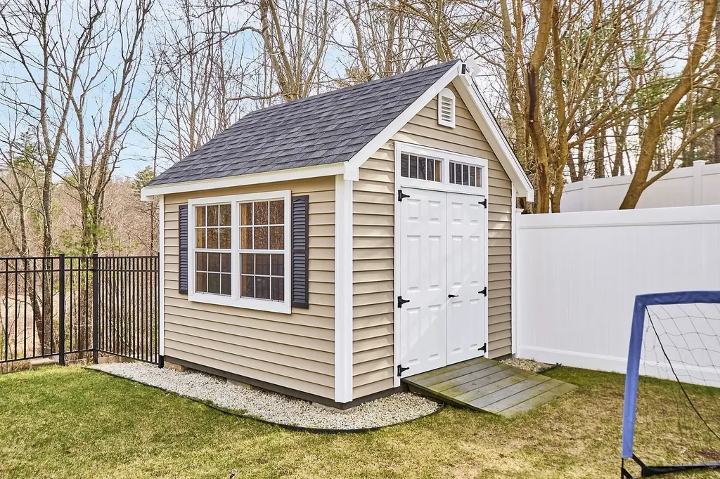 7 Hancock Road Windham NH 03087