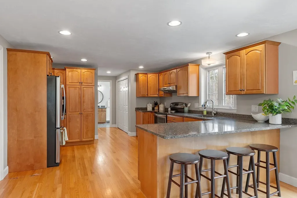 7 Hancock Road Windham NH 03087