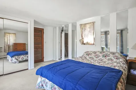 19 North Road North Hampton NH 03862
