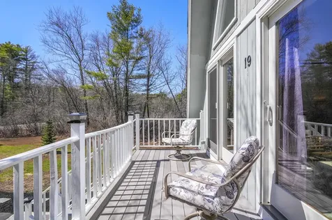 19 North Road North Hampton NH 03862